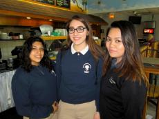 Friends enjoying lunch at Backyard Grill in Chicago